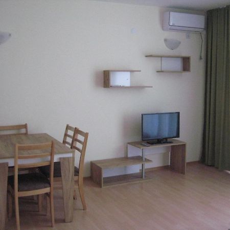 Апартаменти Кралеви В Шато Ахелой Ngoại thất bức ảnh