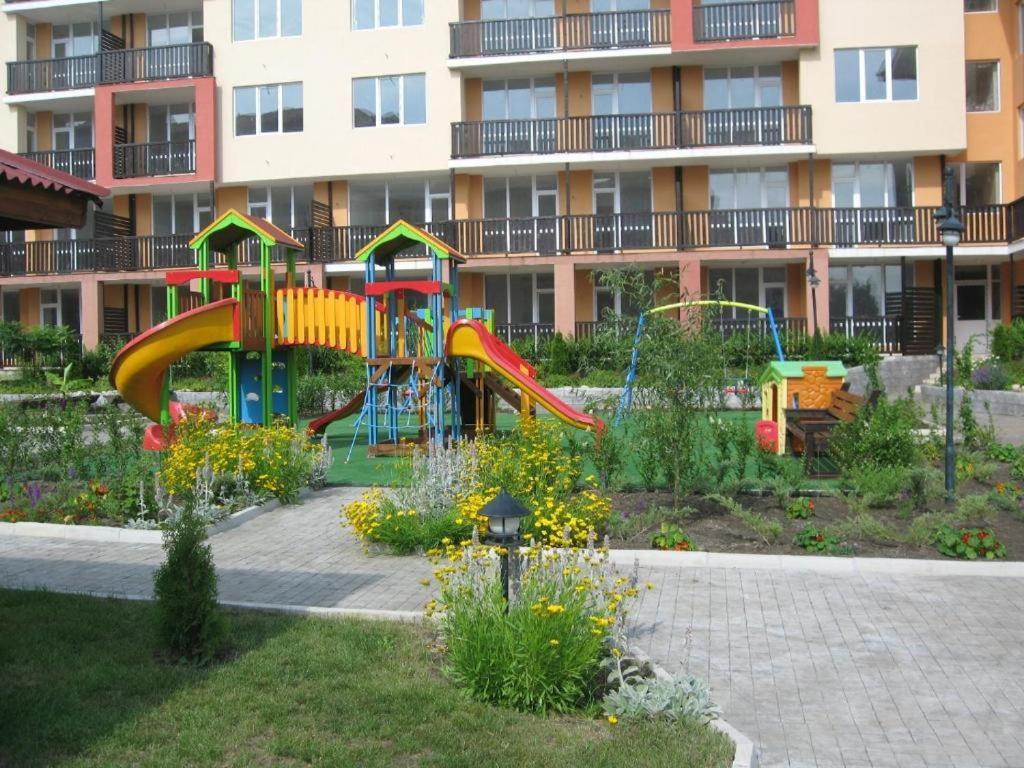 Апартаменти Кралеви В Шато Ахелой Ngoại thất bức ảnh